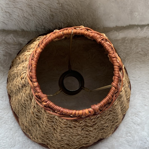Natural Brown Wicker Woven Rattan Rope Lamp Shade Boho Tiki 7 X 9"‎ home decor - Picture 3 of 7